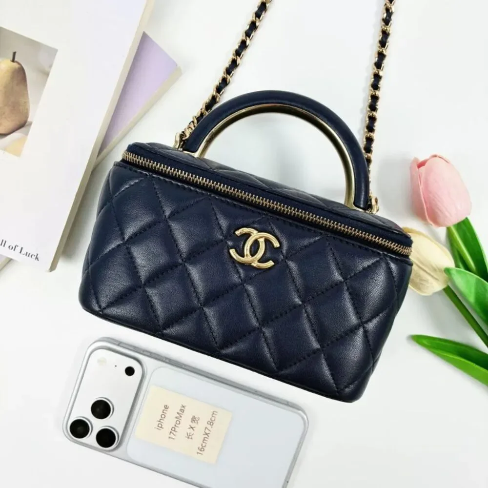 Chanel Women Pre-Loved Bag Very Good Condition